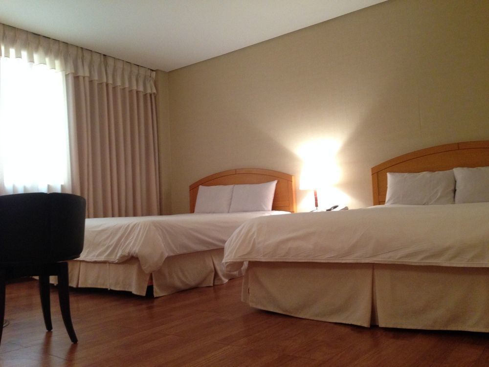 Daedong Hotel Чеджудо Экстерьер фото